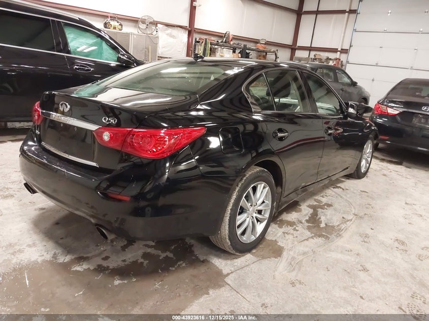 2014 Infiniti Q50 Premium