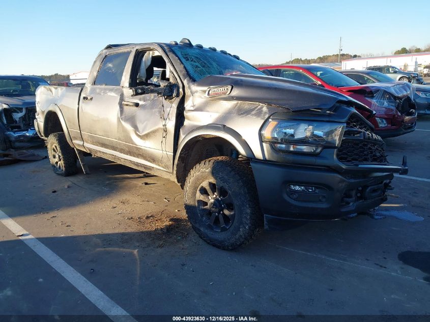 RAM 2500 TRADESMAN 4X4 6 4 BOX