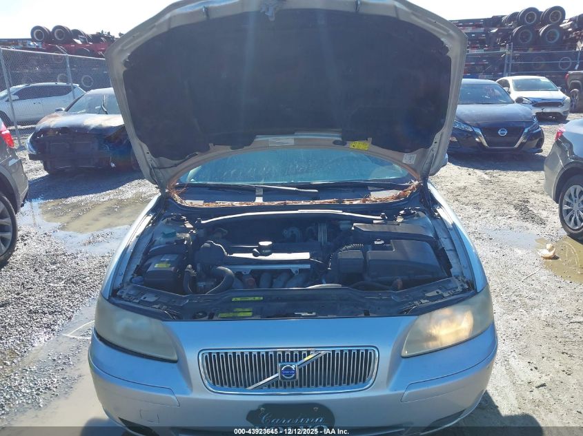 2005 Volvo V70 2.4 VIN: YV1SW612252521219 Lot: 43923645