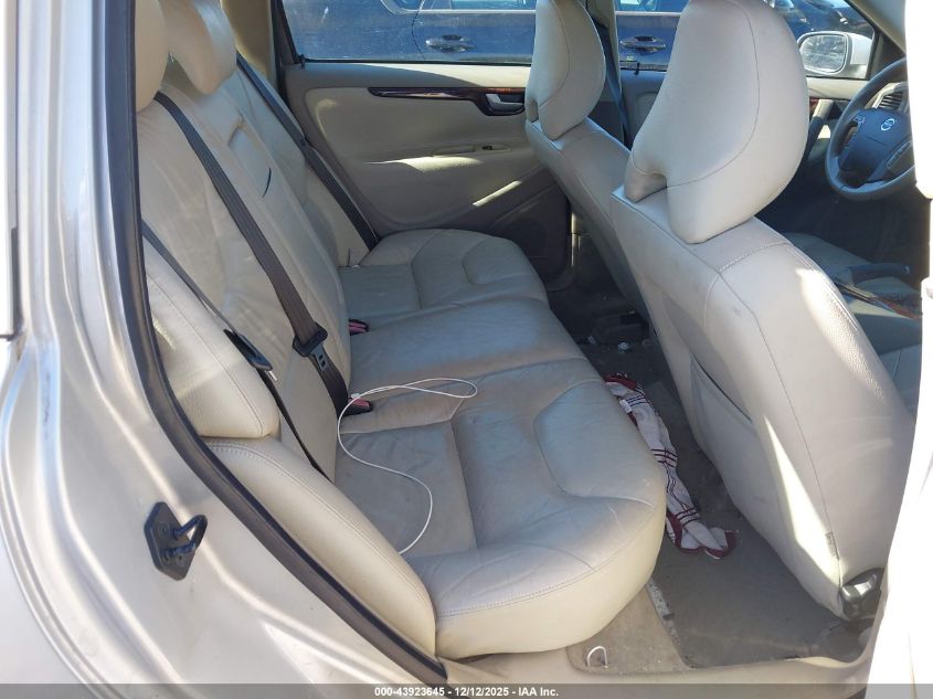 2005 Volvo V70 2.4 VIN: YV1SW612252521219 Lot: 43923645