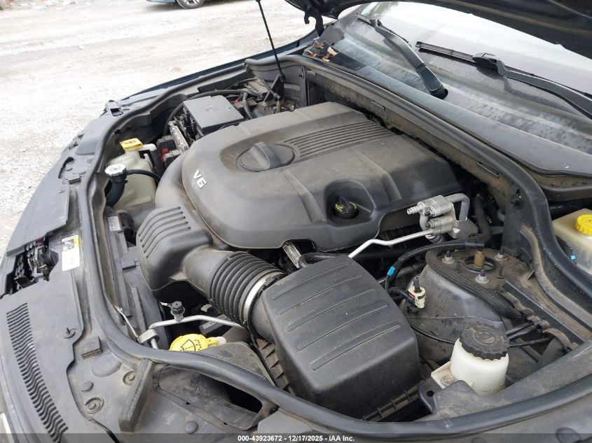 2014 Jeep Grand Cherokee Overland VIN: 1C4RJFCG8EC587389 Lot: 43923672