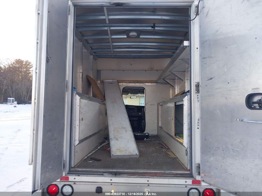 2019 Chevrolet Express Cutaway Work Van VIN: 1GB0GRFG6K1368883 Lot: 43923710