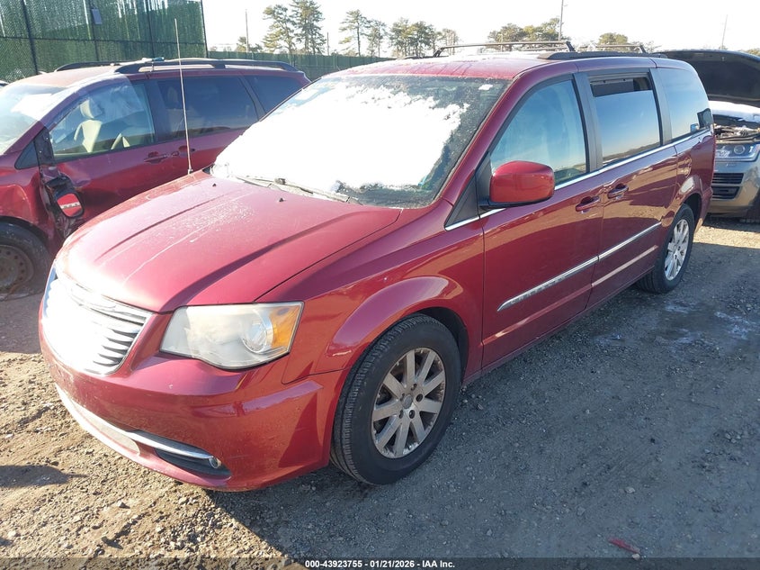 2013 Chrysler Town & Country Touring