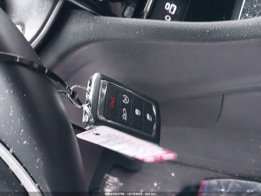 2023 Jeep Grand Cherokee L Limited 4X4 VIN: 1C4RJKBG2P8710989 Lot: 43923780