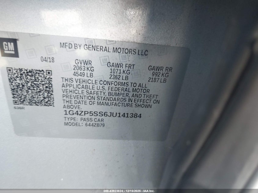 VIN 1G4ZP5SS6JU141384 2018 BUICK LACROSSE ESSENCE
