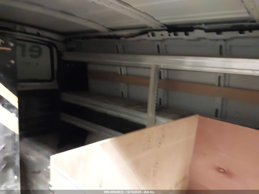 2020 Chevrolet Express Cargo Rwd 2500 Regular Wheelbase Wt VIN: 1GCWGAFG5L1184074 Lot: 43923832