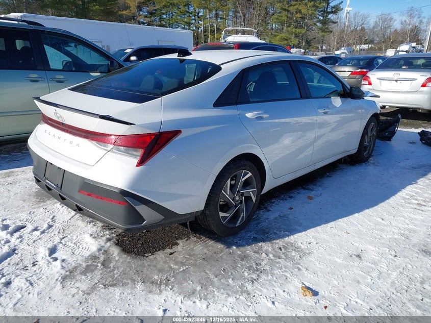 2025 Hyundai Elantra Sel Sport