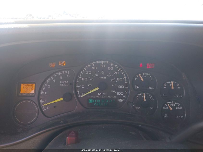 2000 Chevrolet Silverado 1500 Ls VIN: 2GCEC19T8Y1109242 Lot: 43923879