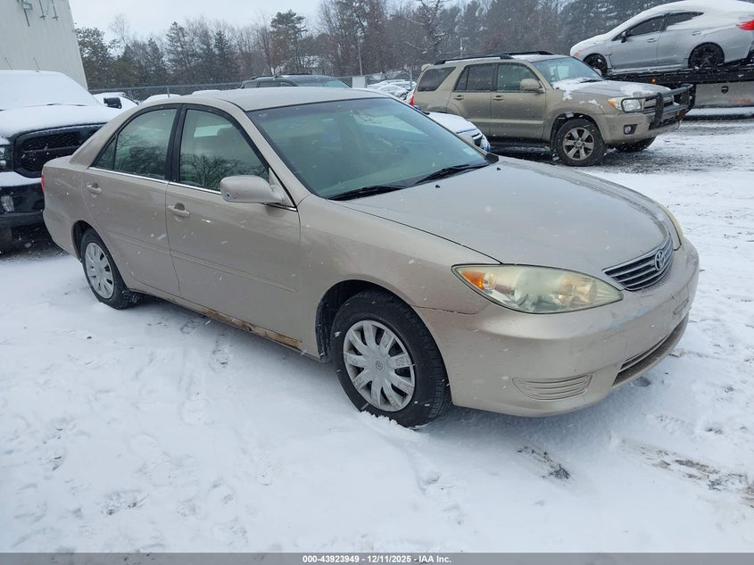 2005 Toyota Camry Le