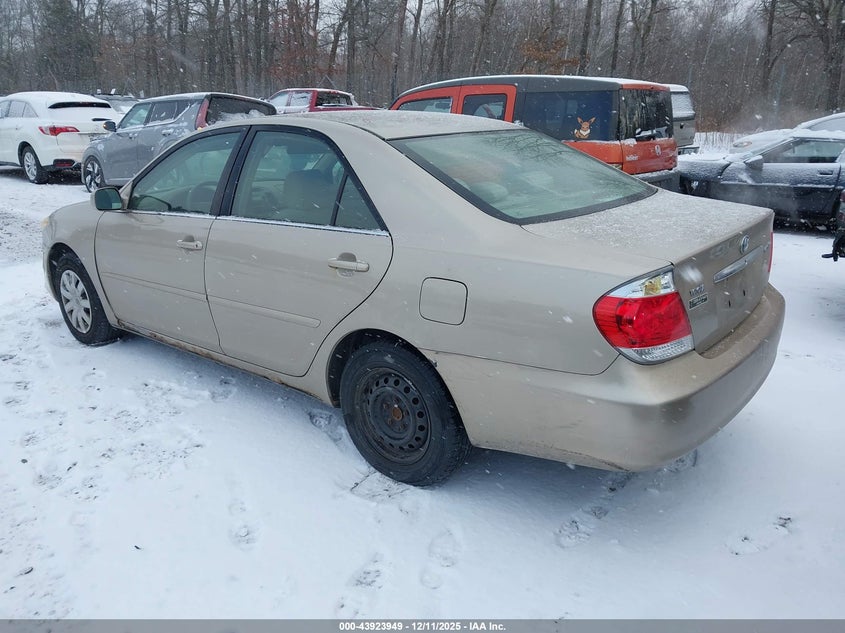 2005 Toyota Camry Le