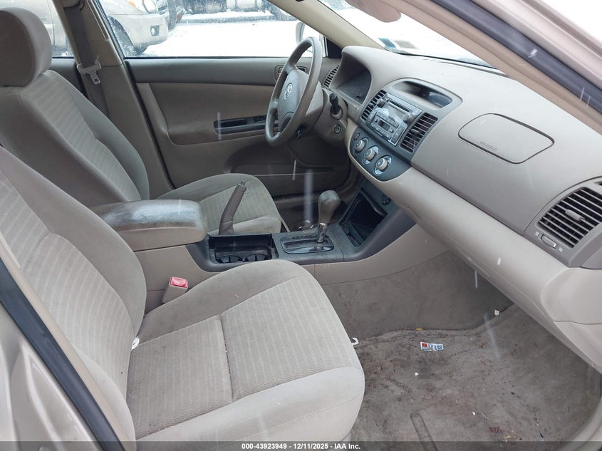 2005 Toyota Camry Le