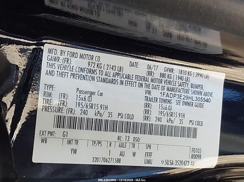 2017 Ford Focus S VIN: 1FADP3E29HL305540 Lot: 43923992