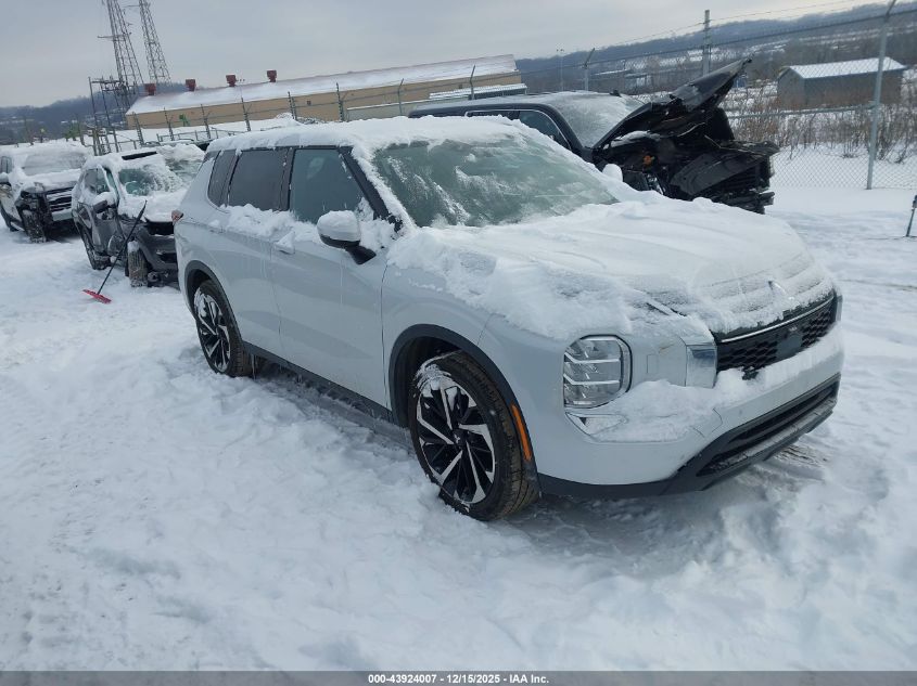 MITSUBISHI OUTLANDER ES 2.5 S-AWC