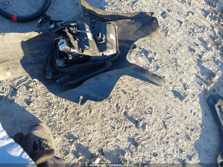 2012 Chevrolet Camaro 1Ss VIN: 2G1FS1EWXC9122861 Lot: 43924031