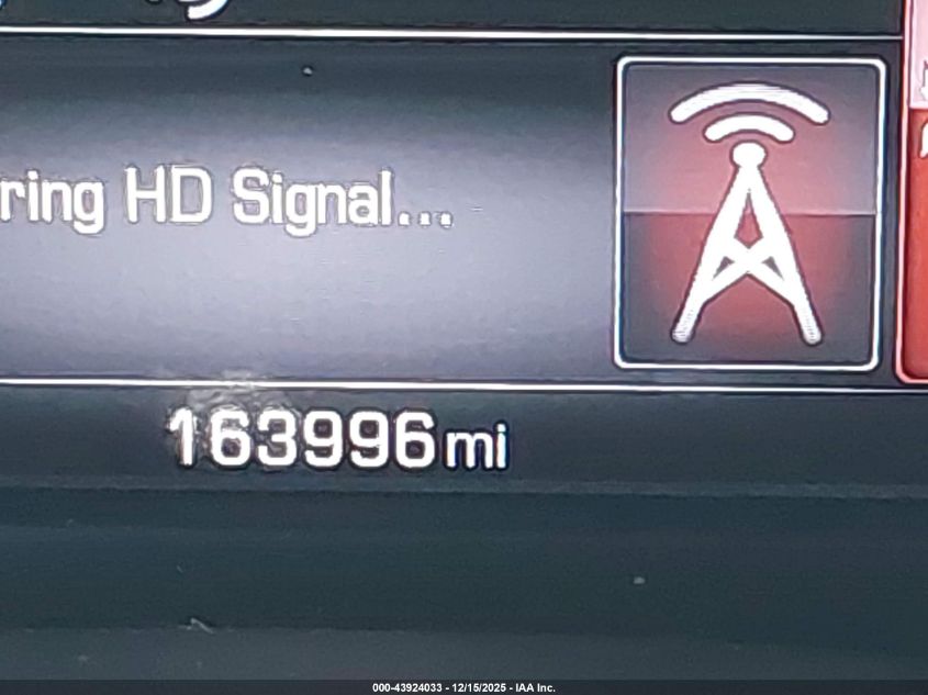 2015 GMC Yukon Slt VIN: 1GKS1BKC0FR548355 Lot: 43924033