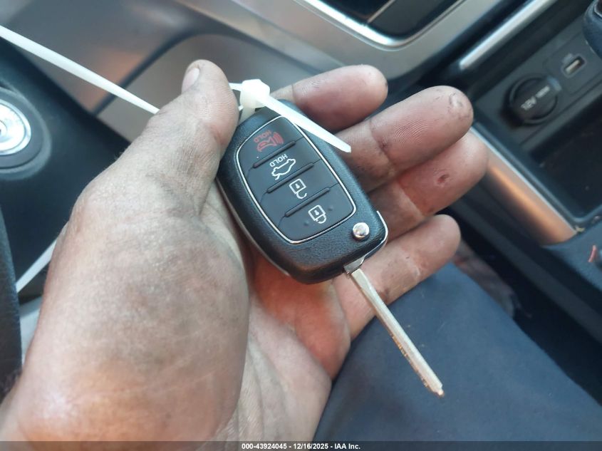 2016 Hyundai Sonata Se VIN: 5NPE24AF0GH318644 Lot: 43924045