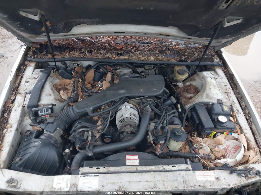 1995 Ford Thunderbird Lx VIN: 1FALP62W2SH205181 Lot: 43924048