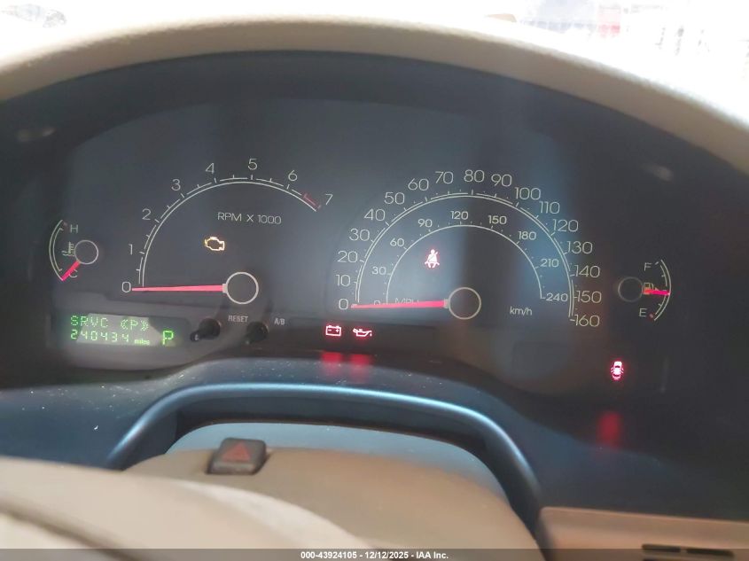 2005 Lincoln Ls V6 VIN: 1LNHM86S15Y607611 Lot: 43924105