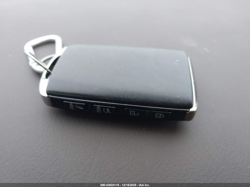 2022 Mazda Cx-30 Premium VIN: 3MVDMBDL8NM429007 Lot: 43924115