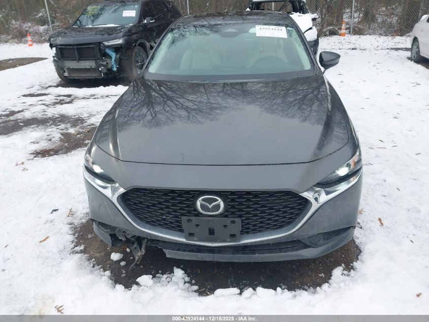 2024 Mazda Mazda3 2.5 S Preferred VIN: 3MZBPACM8RM429709 Lot: 43924144