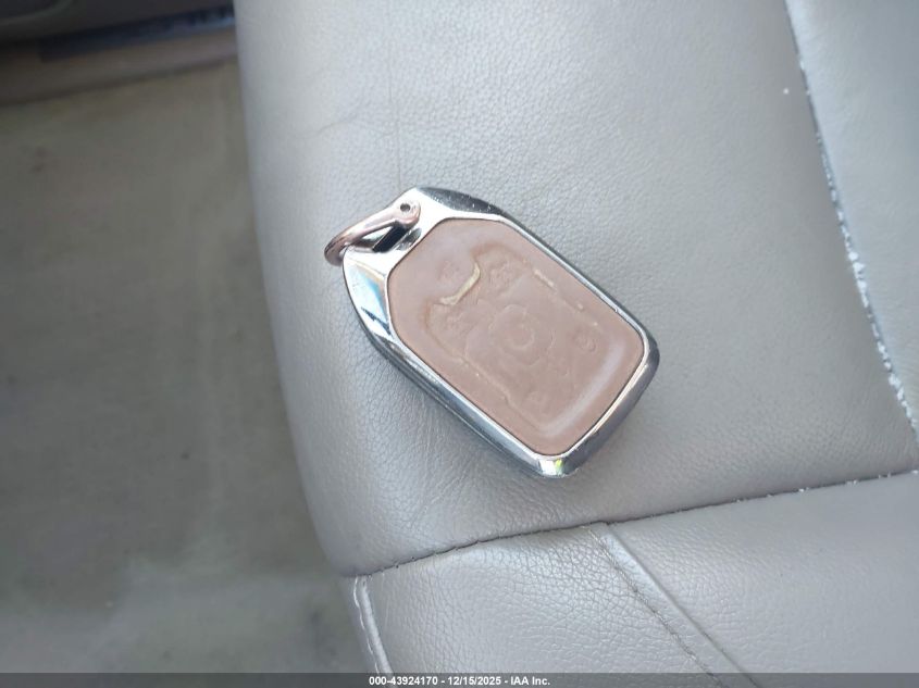 2017 Chevrolet Tahoe Lt VIN: 1GNSKBKC8HR296857 Lot: 43924170