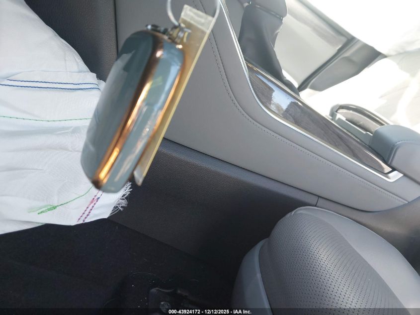 2022 Toyota Highlander Platinum VIN: 5TDFZRAH0NS104730 Lot: 43924172