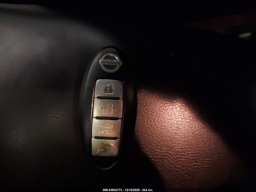 2015 Nissan Sentra Sr VIN: 3N1AB7AP9FY308966 Lot: 43924173