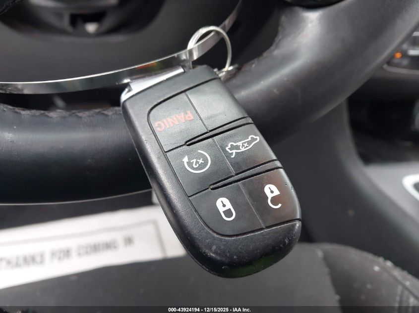 2023 Dodge Charger Sxt VIN: 2C3CDXBG2PH635963 Lot: 43924194