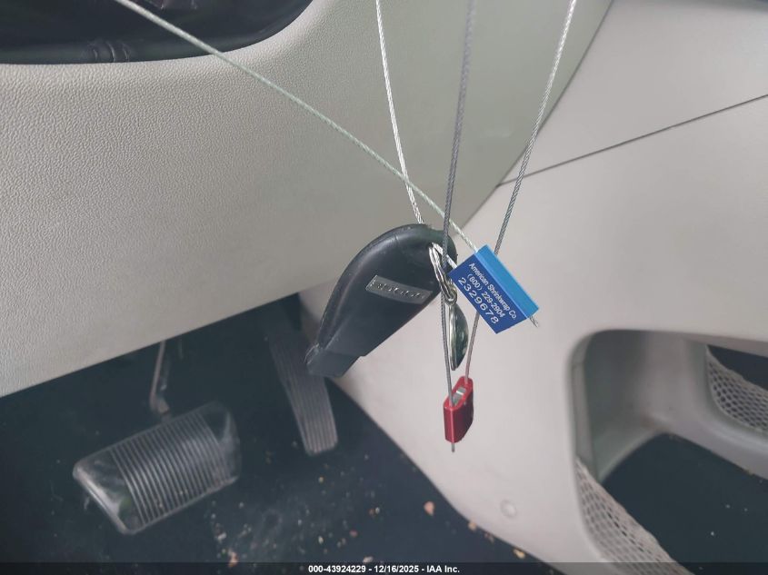 2013 Dodge Grand Caravan Sxt VIN: 2C4RDGCG5DR717292 Lot: 43924229