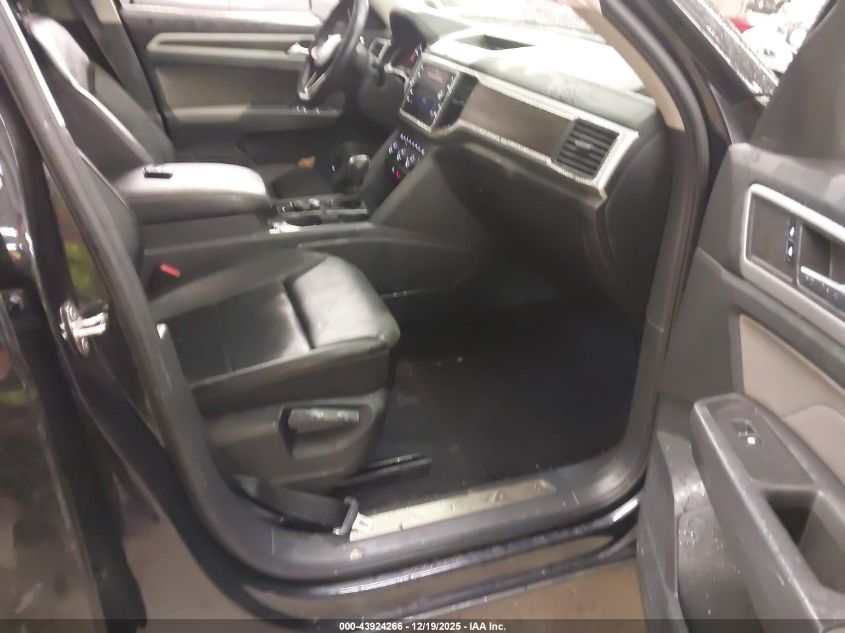 2021 Volkswagen Atlas 3.6L V6 Se W/Technology VIN: 1V2HR2CA3MC599875 Lot: 43924266