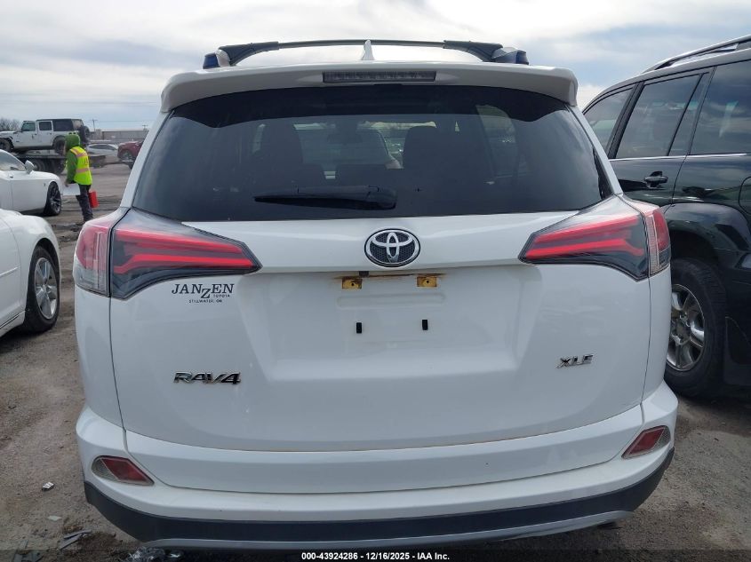 2017 Toyota Rav4 Xle VIN: JTMWFREV9HJ118734 Lot: 43924286