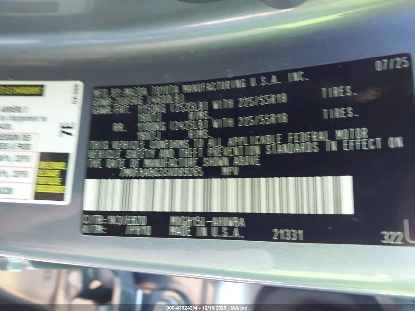 2025 Toyota Corolla Cross Hybrid Xse VIN: 7MUFBABG3SV089265 Lot: 43924294