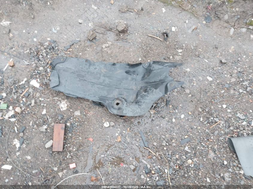 2020 Kia Soul Lx VIN: KNDJ23AU8L7704198 Lot: 43924337