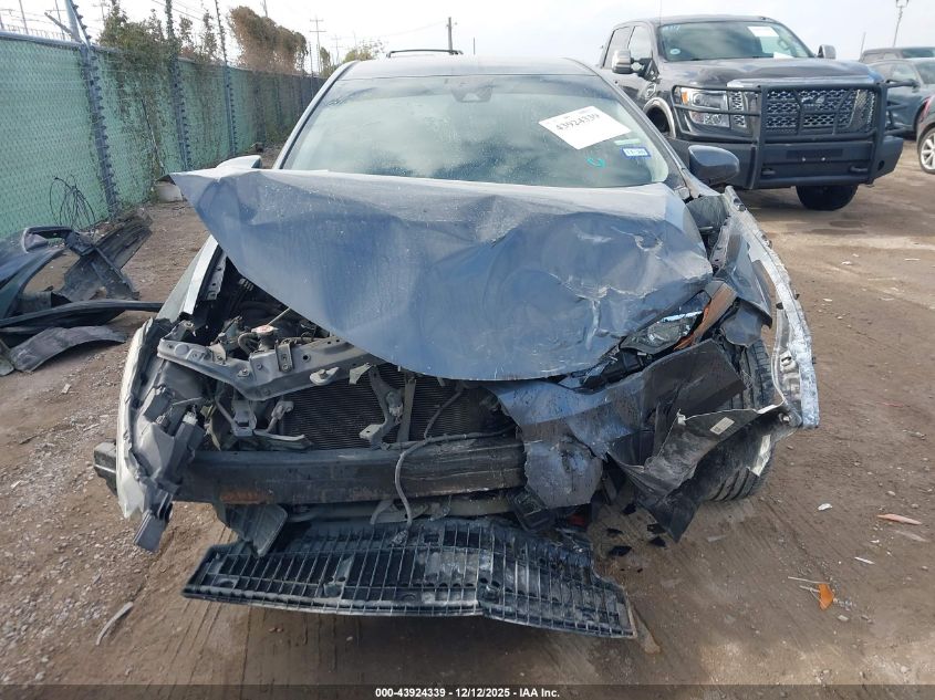 2019 Toyota Corolla Le VIN: 5YFBURHE5KP933225 Lot: 43924339