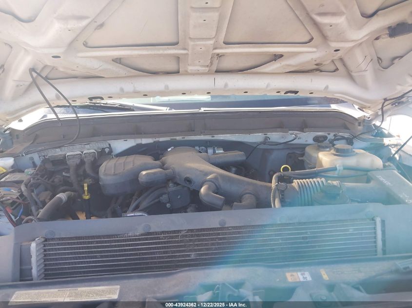 2014 Ford F-450 Chassis Xl VIN: 1FDUF4GYXEEB70312 Lot: 43924362