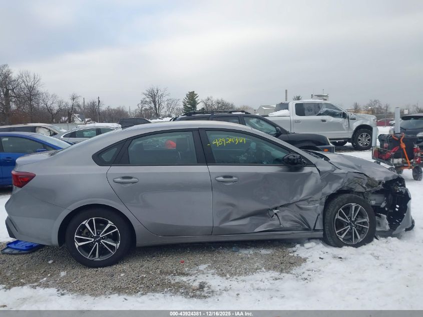 2024 Kia Forte Lxs VIN: 3KPF24ADXRE828221 Lot: 43924381