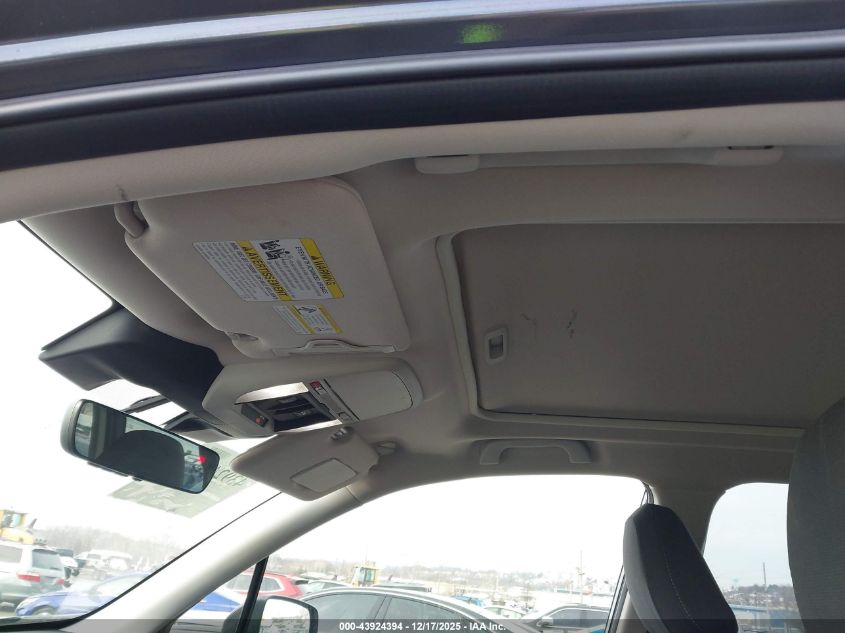 2022 Subaru Forester Premium VIN: JF2SKADC7NH411130 Lot: 43924394