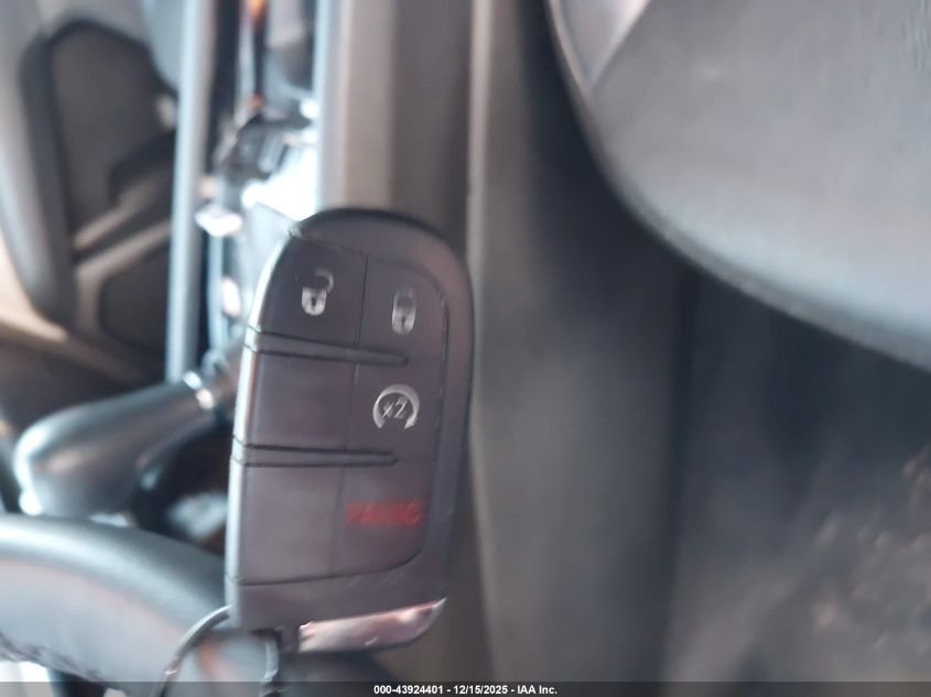 2023 Jeep Compass Limited 4X4 VIN: 3C4NJDCN4PT565902 Lot: 43924401