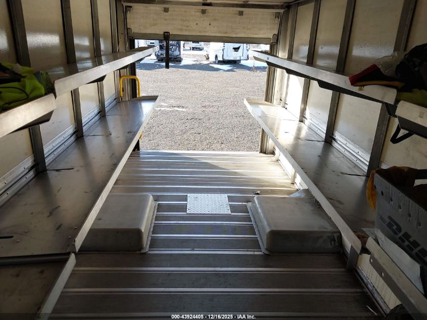 2017 Isuzu Reach VIN: JALB4T174H7W00547 Lot: 43924405