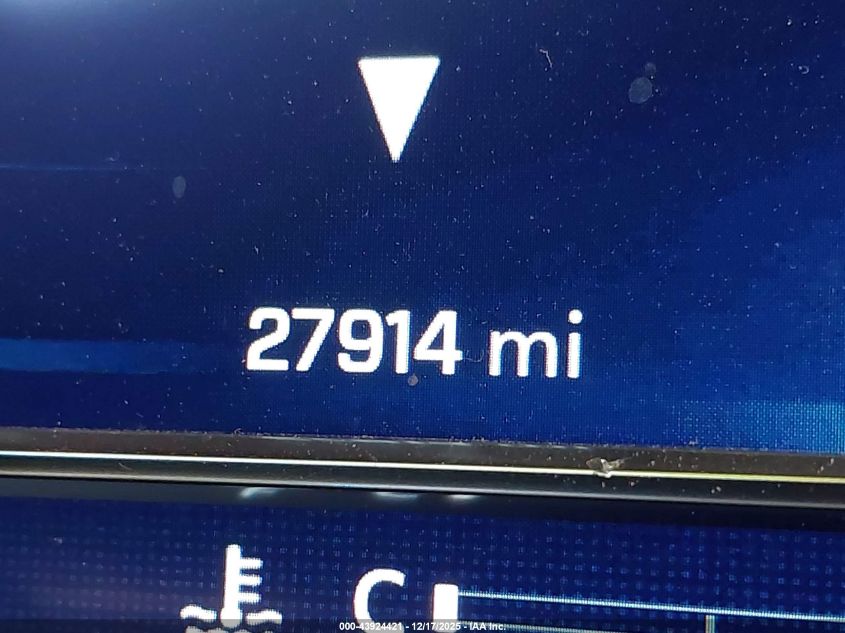 2025 Chevrolet Silverado 1500 4Wd Short Bed Rst VIN: 1GCUKEED1SZ150783 Lot: 43924421