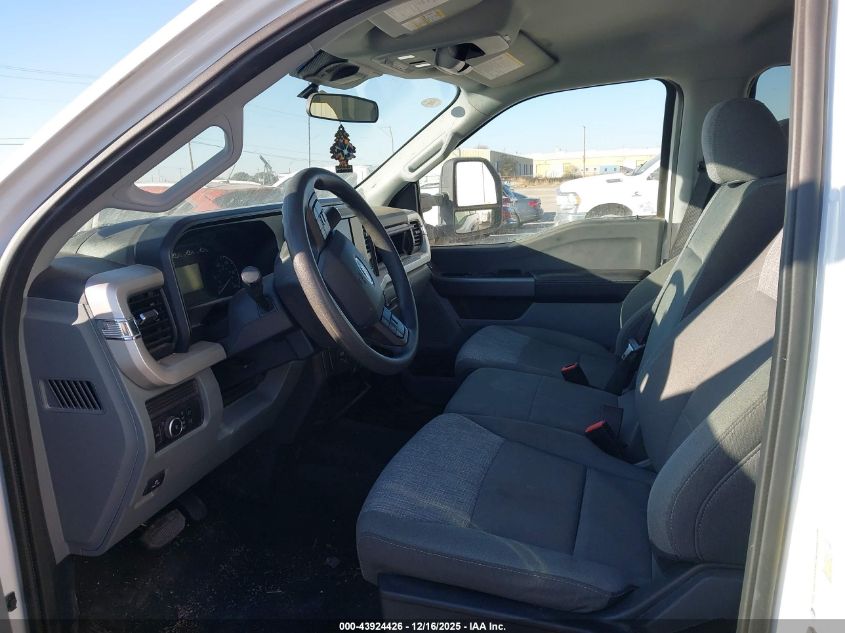 2025 Ford F-350 - 1FT8W3BT6SED72863