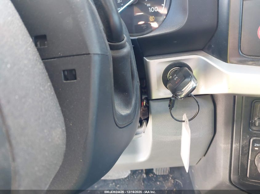 2025 Ford F-350 Xlt VIN: 1FT8W3BT6SED72863 Lot: 43924426