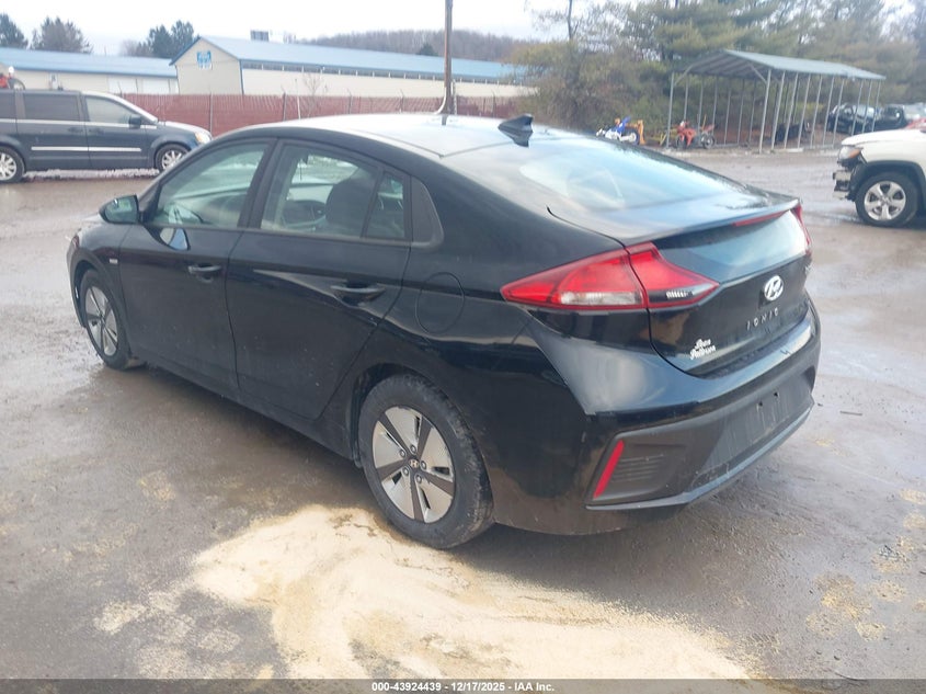 VIN KMHC65LC9HU047137 2017 HYUNDAI IONIQ HYBRID BLUE