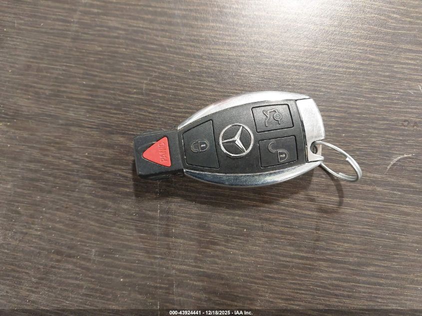 2013 Mercedes-Benz E 350 4Matic VIN: WDDHF8JB2DA738999 Lot: 43924441