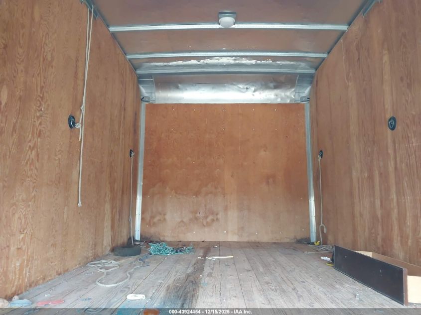 2003 Isuzu Npr VIN: 4KLB4B1U33J804088 Lot: 43924454