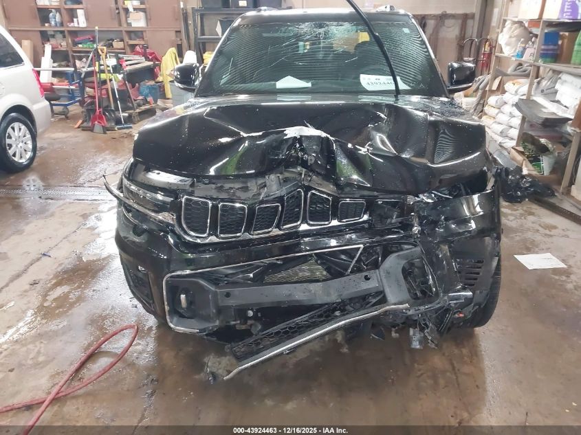 2022 Jeep Grand Cherokee Overland 4X4 VIN: 1C4RJHDT9N8530869 Lot: 43924463