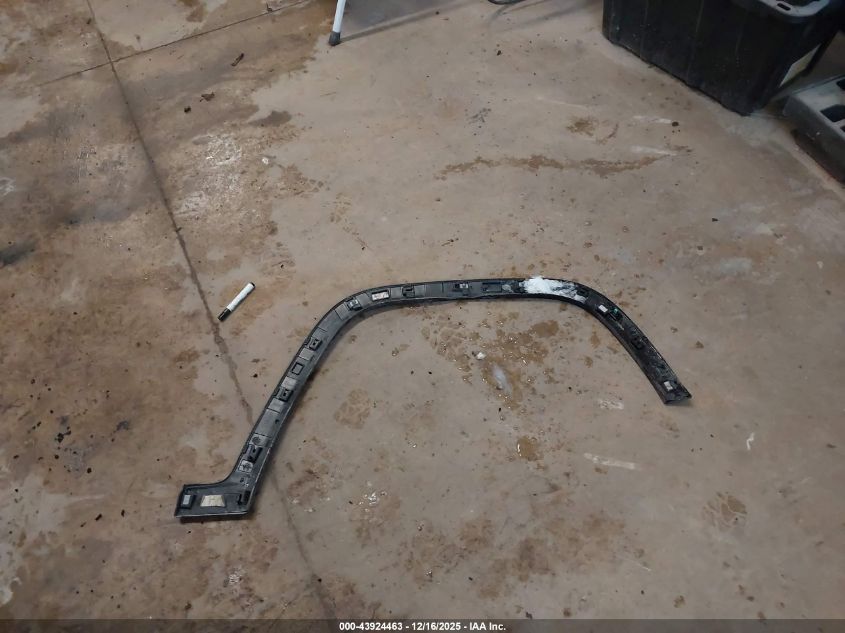 2022 Jeep Grand Cherokee Overland 4X4 VIN: 1C4RJHDT9N8530869 Lot: 43924463