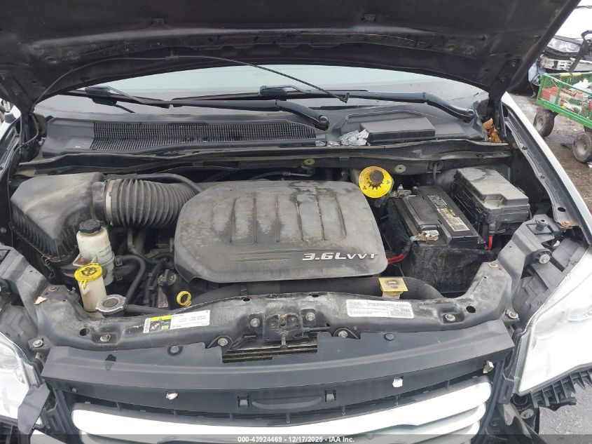 2016 Chrysler Town & Country Touring VIN: 2C4RC1BG5GR301300 Lot: 43924469