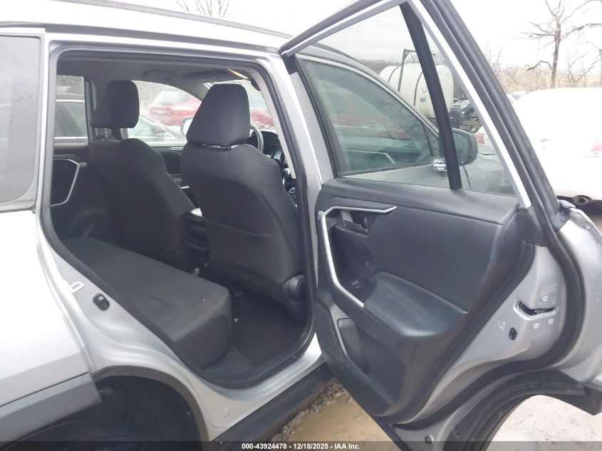 2021 Toyota Rav4 Le VIN: 2T3F1RFV4MW185136 Lot: 43924478