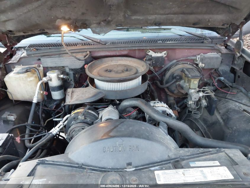 1993 Chevrolet Gmt-400 K1500 VIN: 2GCEK19K3P1162178 Lot: 43924496